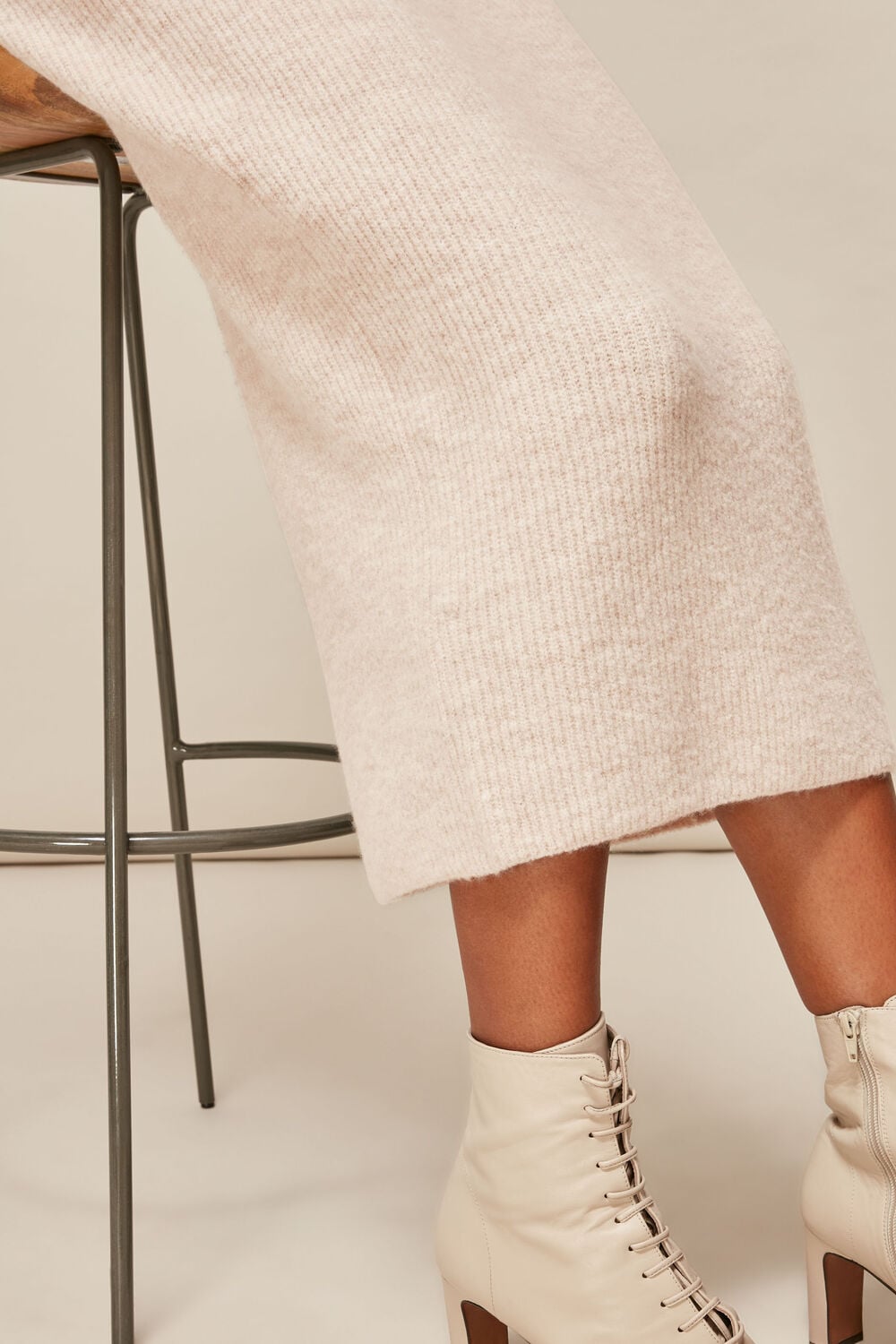 Ribbed Knitted Tube Skirt