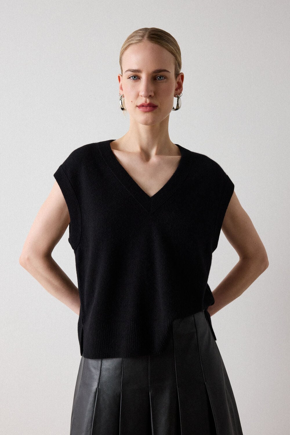 Black Cashmere V Neck Sweater Vest