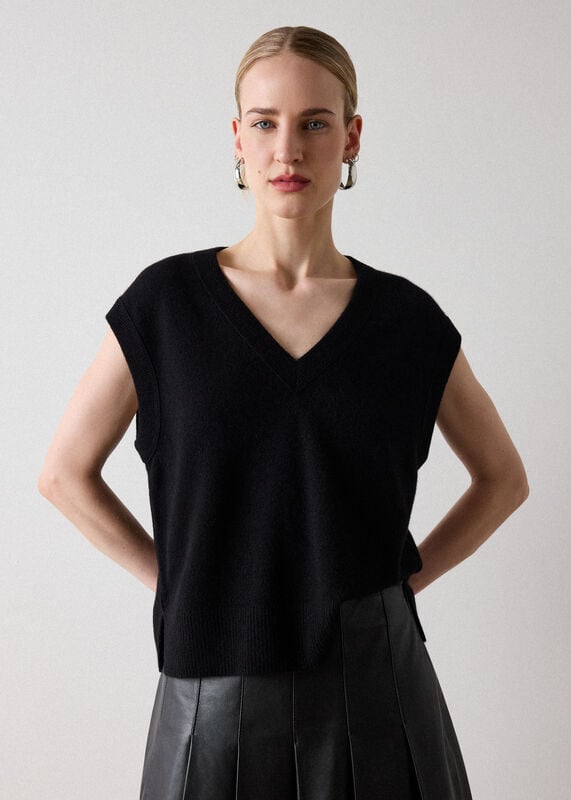 Black Cashmere V Neck Tank