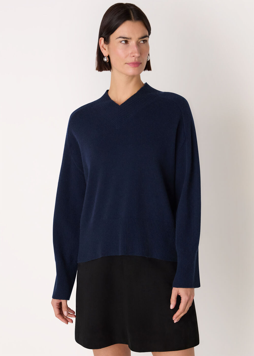 Cashmere V Neck Knit