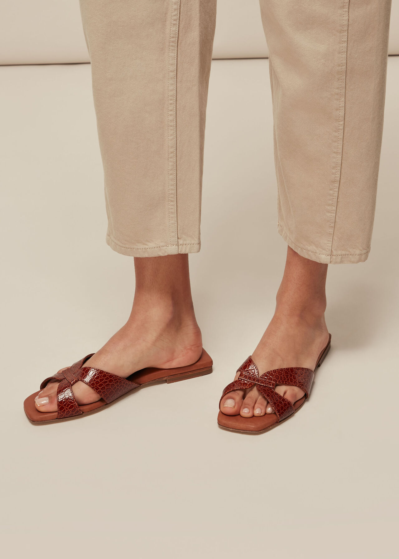 Tabitha Flat Slider Tan