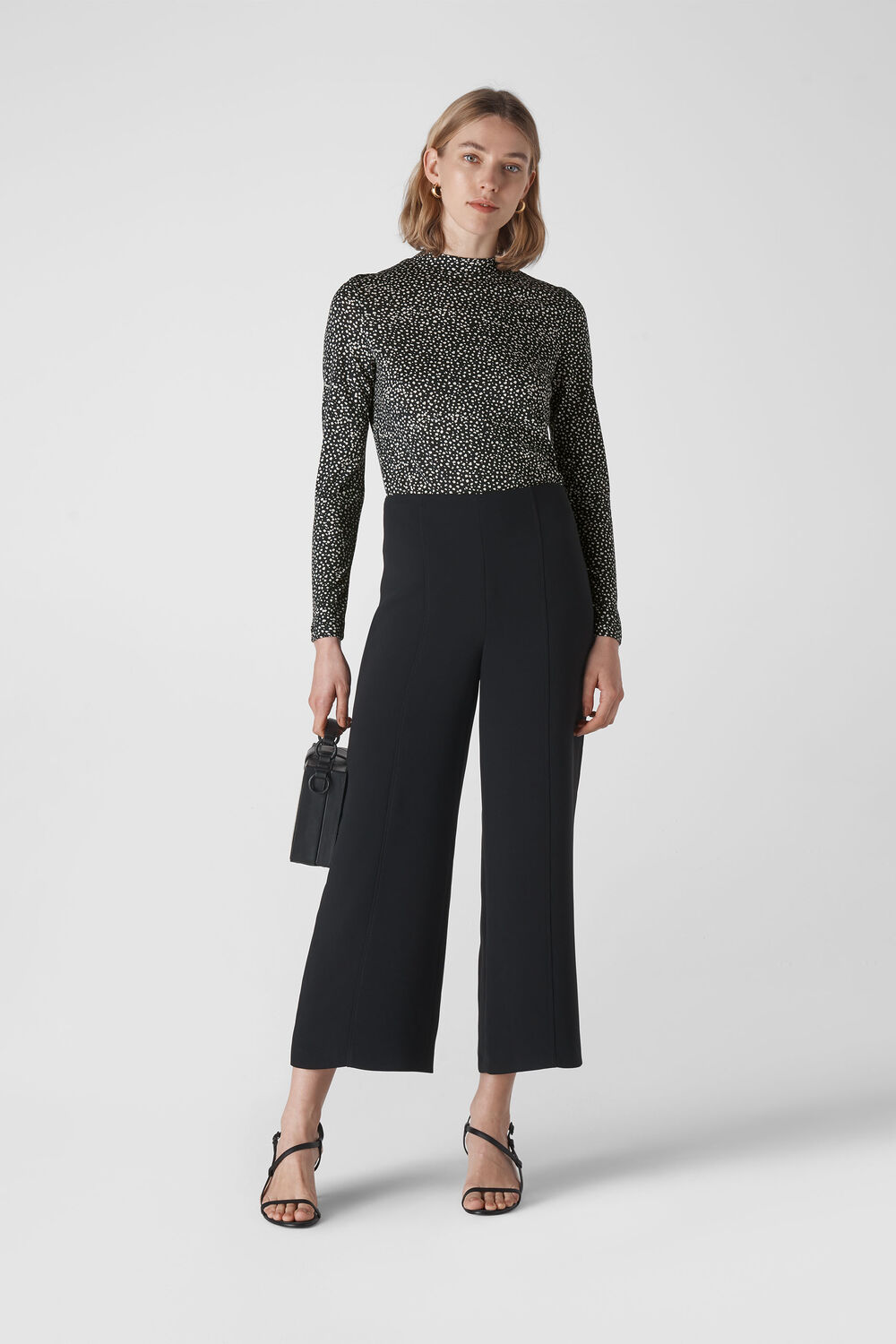 Mottled Spot Essential Top Black and White