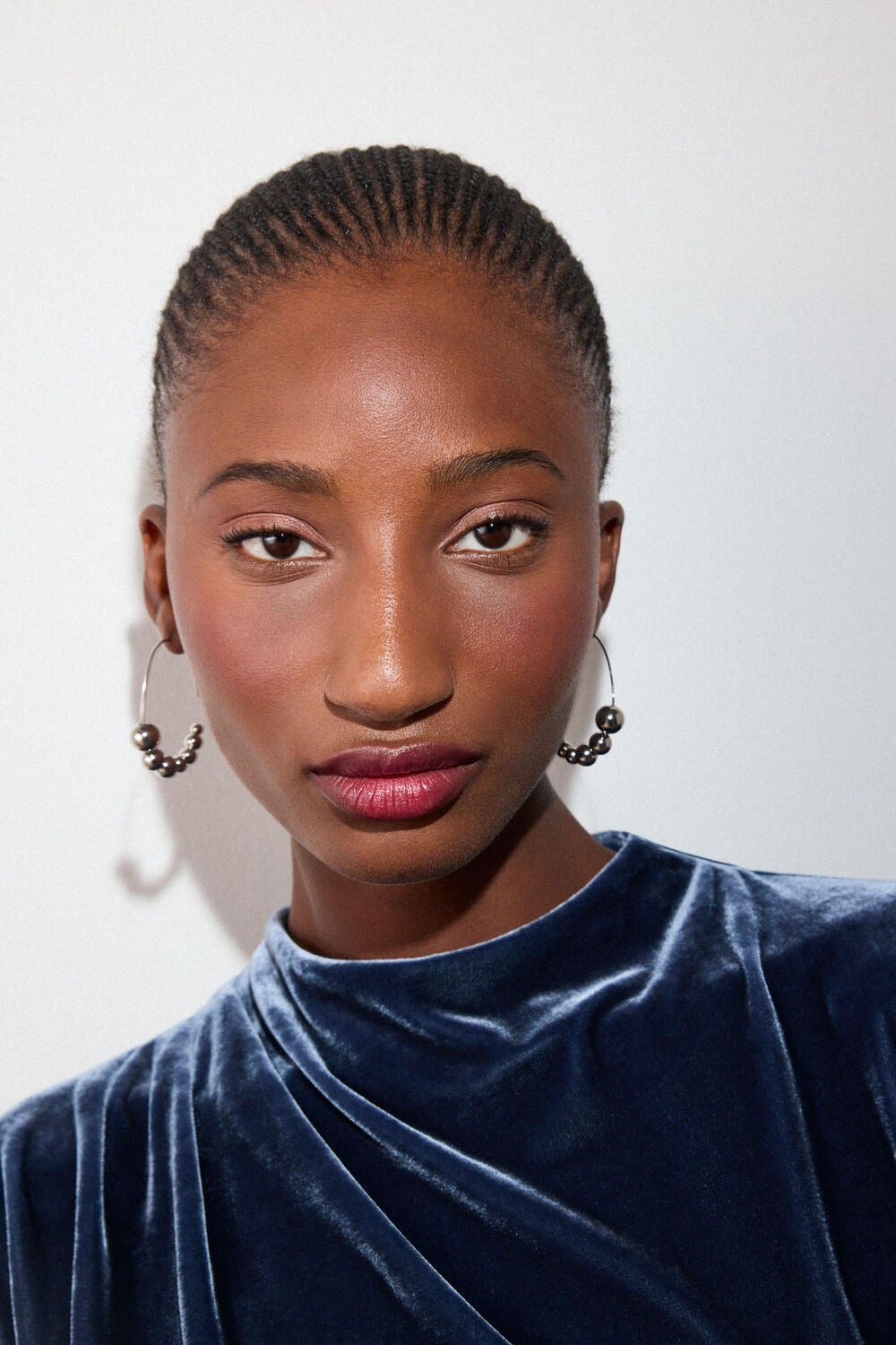 Beaded Curved Wire Earring