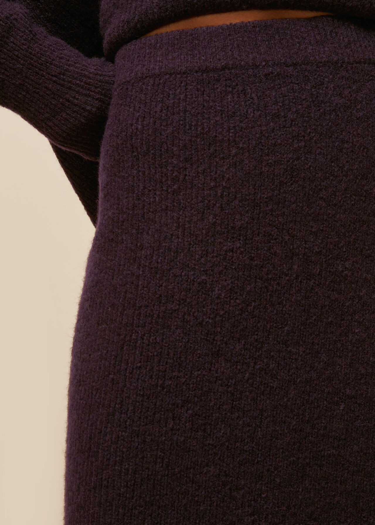 Ribbed Knitted Tube Skirt