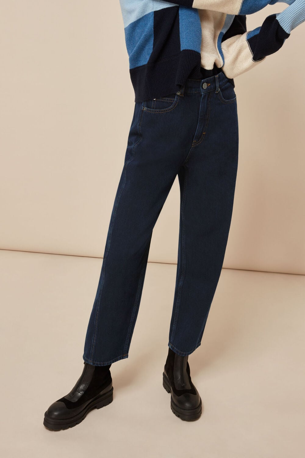 Authentic Barrel Leg Jean