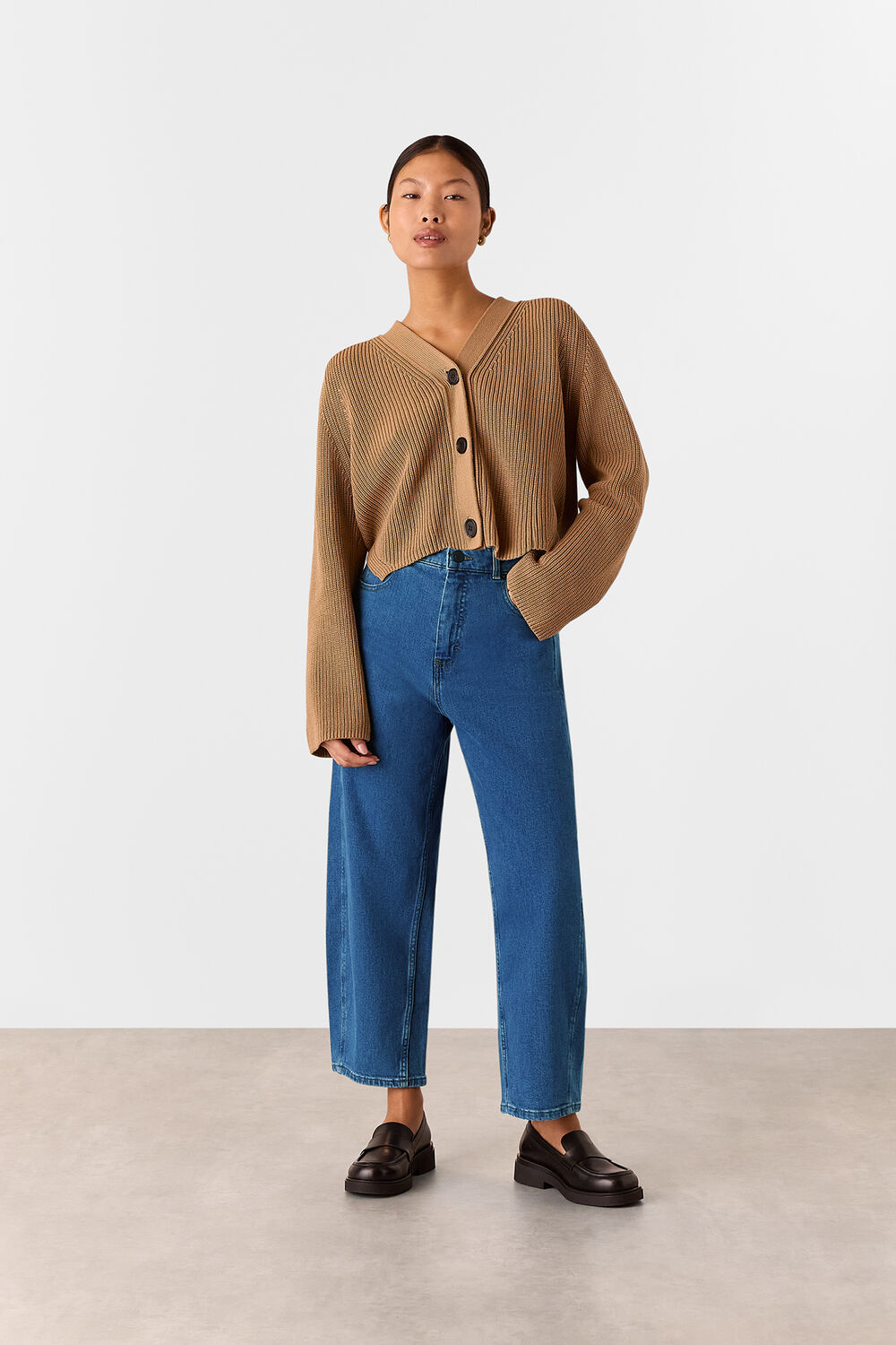 Petite Stretch Barrel Leg Jean
