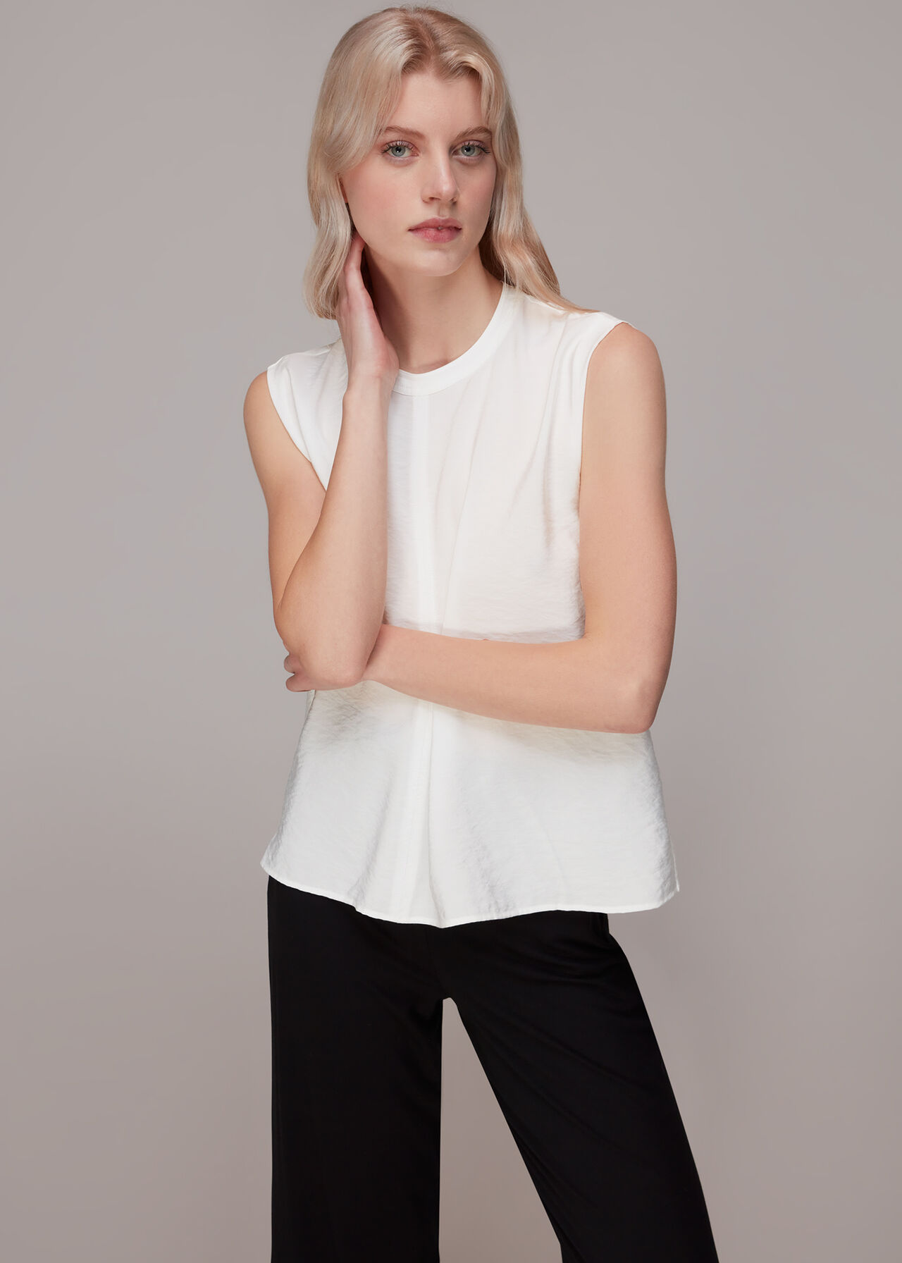 Leila Swing Top