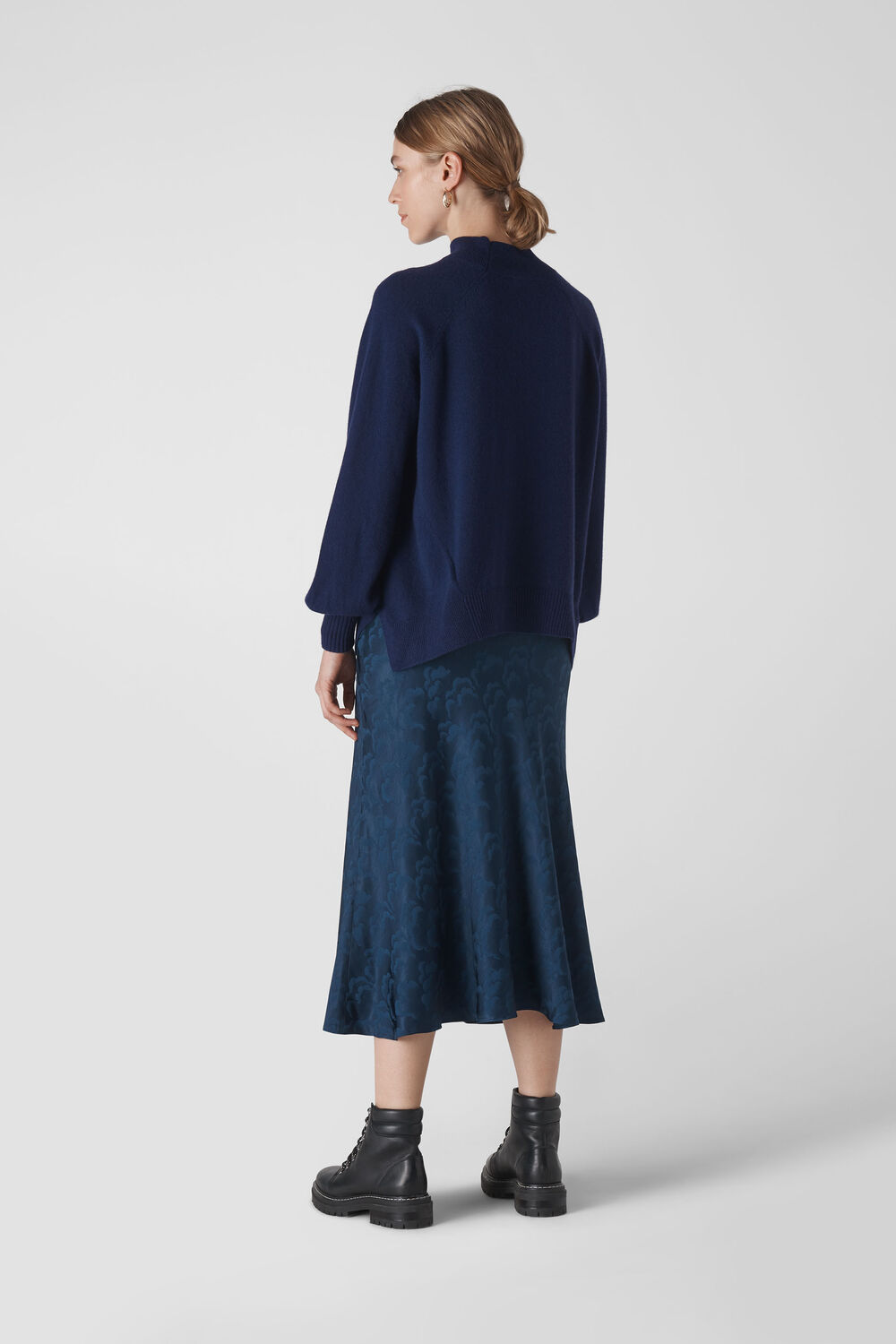 Funnel Neck Cashmere Knit Navy
