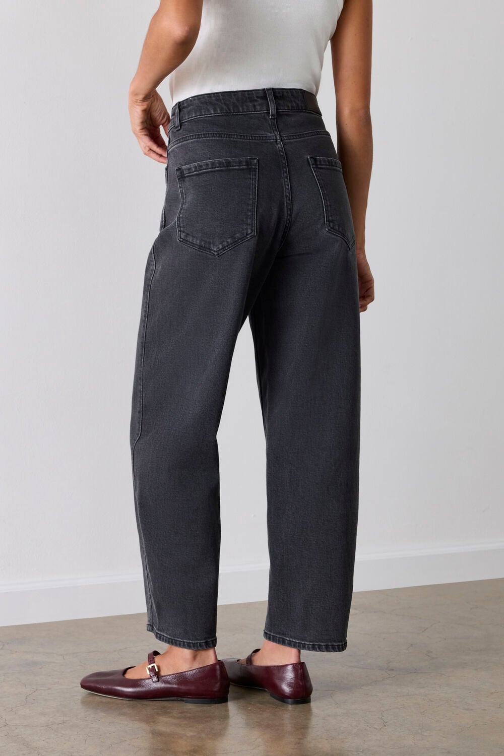 Grey Stretch Barrel Leg Jean