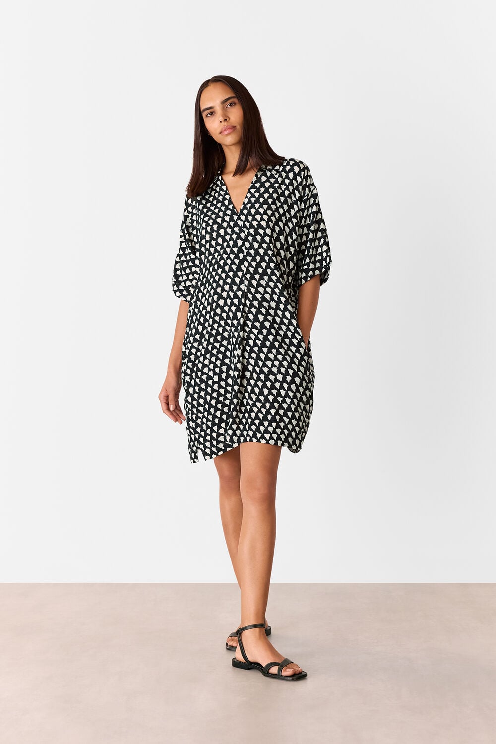 Black Triangle Relaxed Short Dress