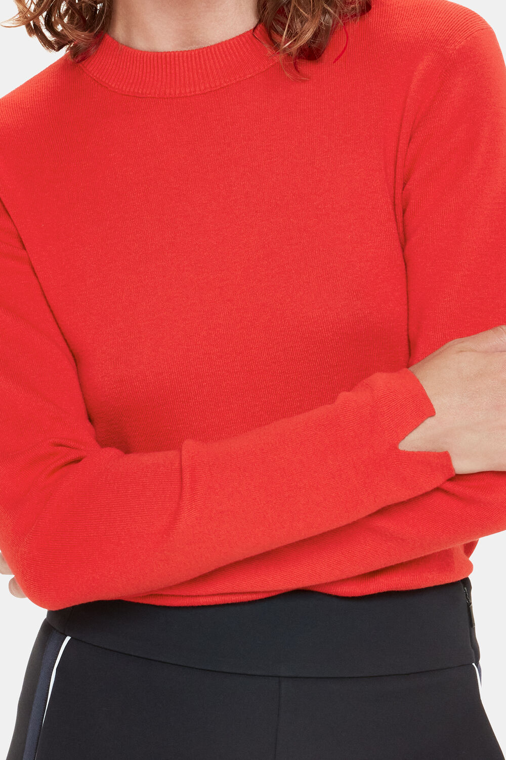 Mia Fitted Crew Neck Knit