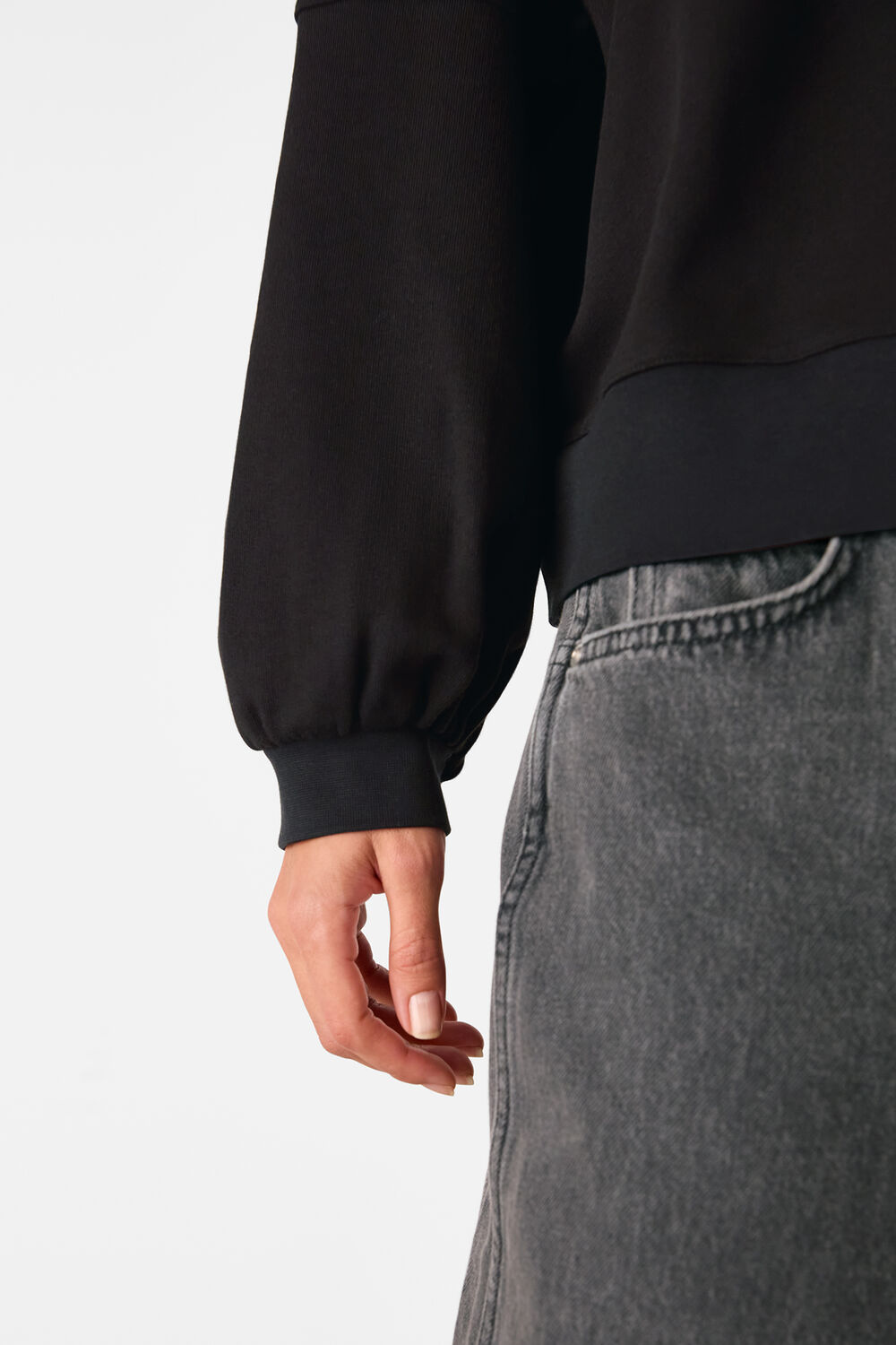 Black Gathered Full Sleeve Sweat