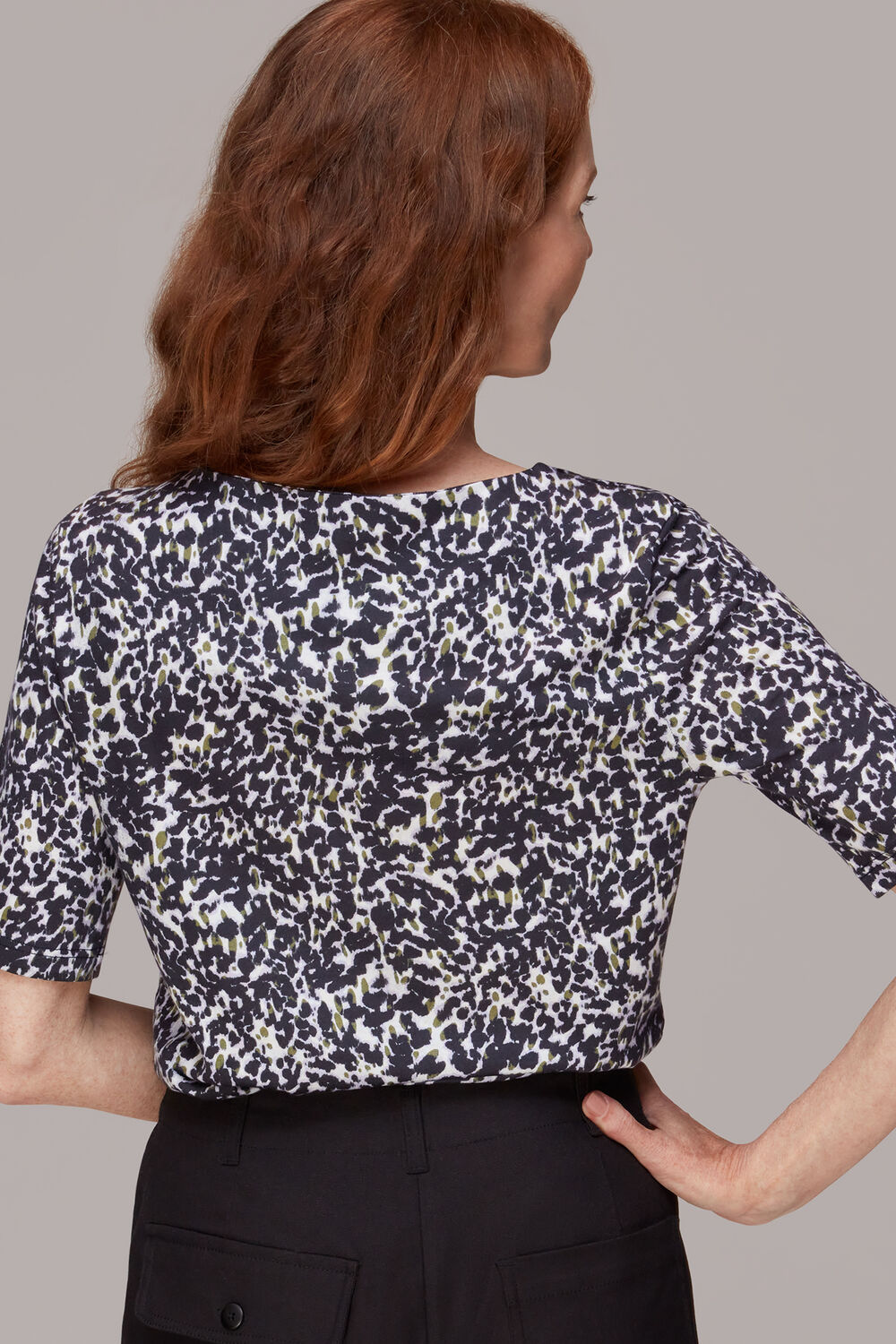 Smudge Leopard V Neck Tee