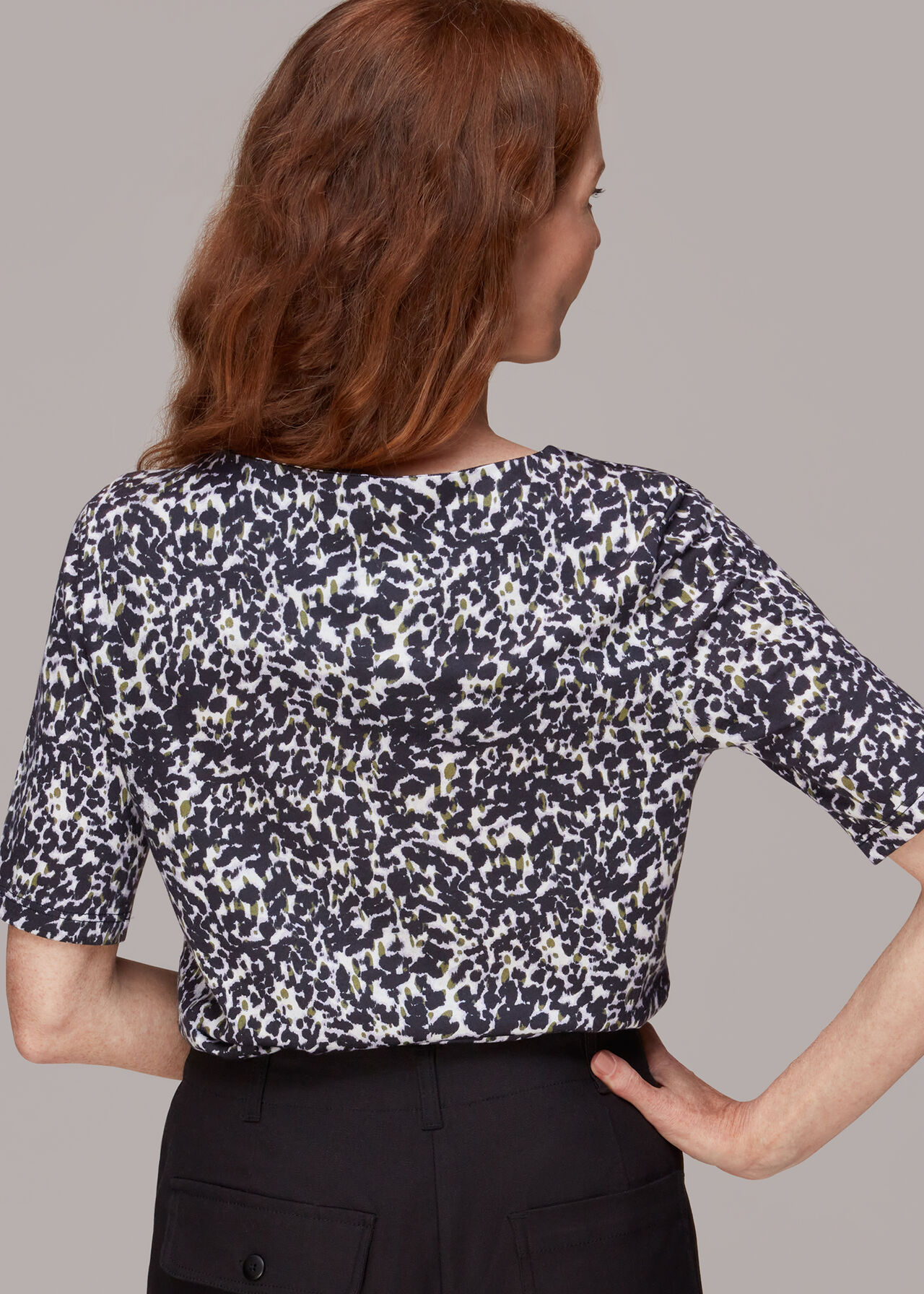 Smudge Leopard V Neck Tee