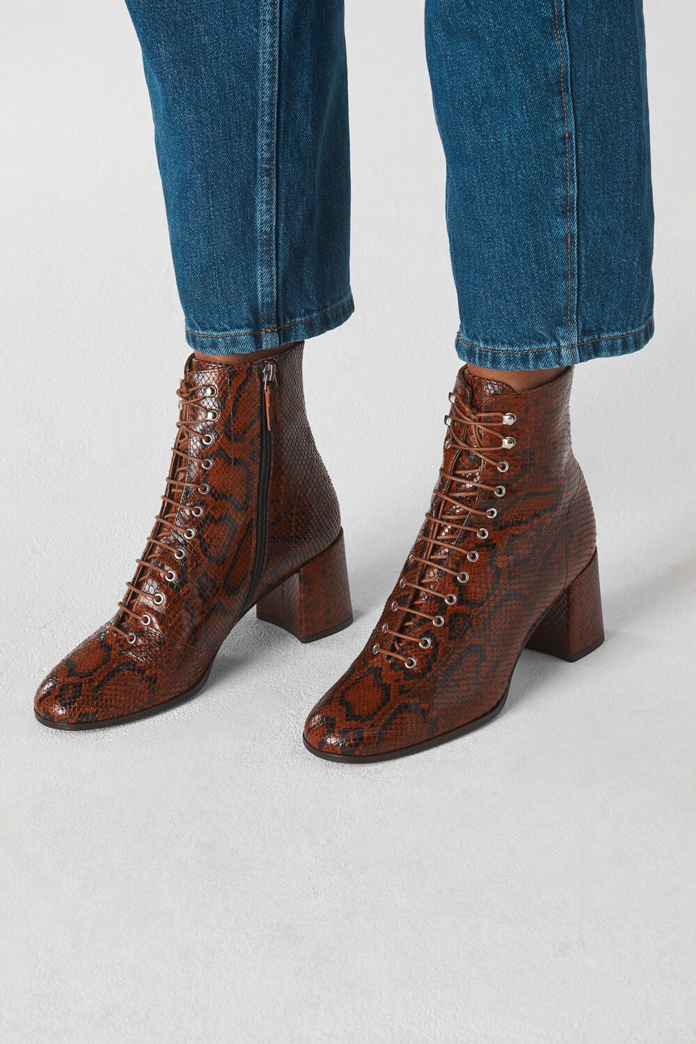 Alban Lace Up Boot Brown