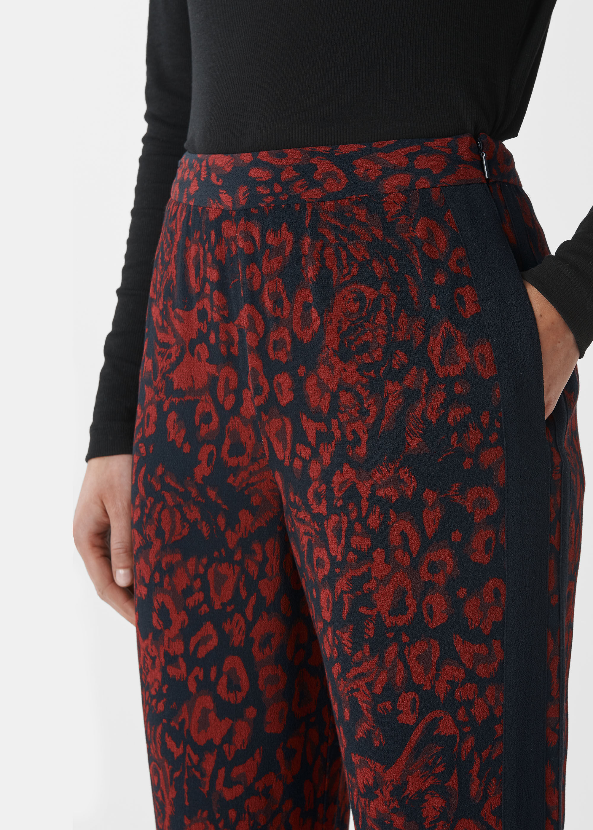 Red/Multi Jungle Cat Print Crepe 