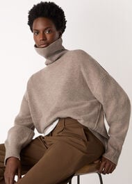 Wool Roll Curved Hem Knit