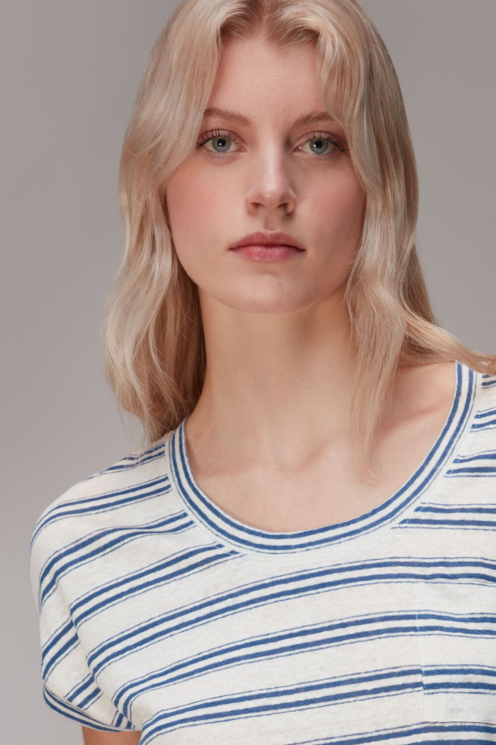 Linen Stripe Scoop Neck Tee
