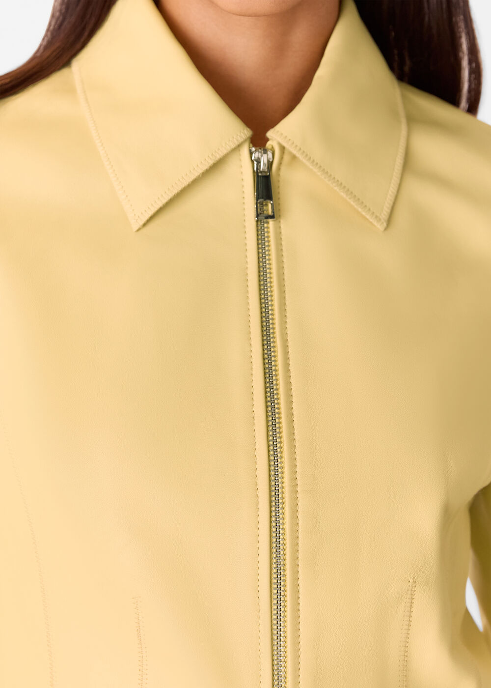 Clean Fitted Leather Jacket