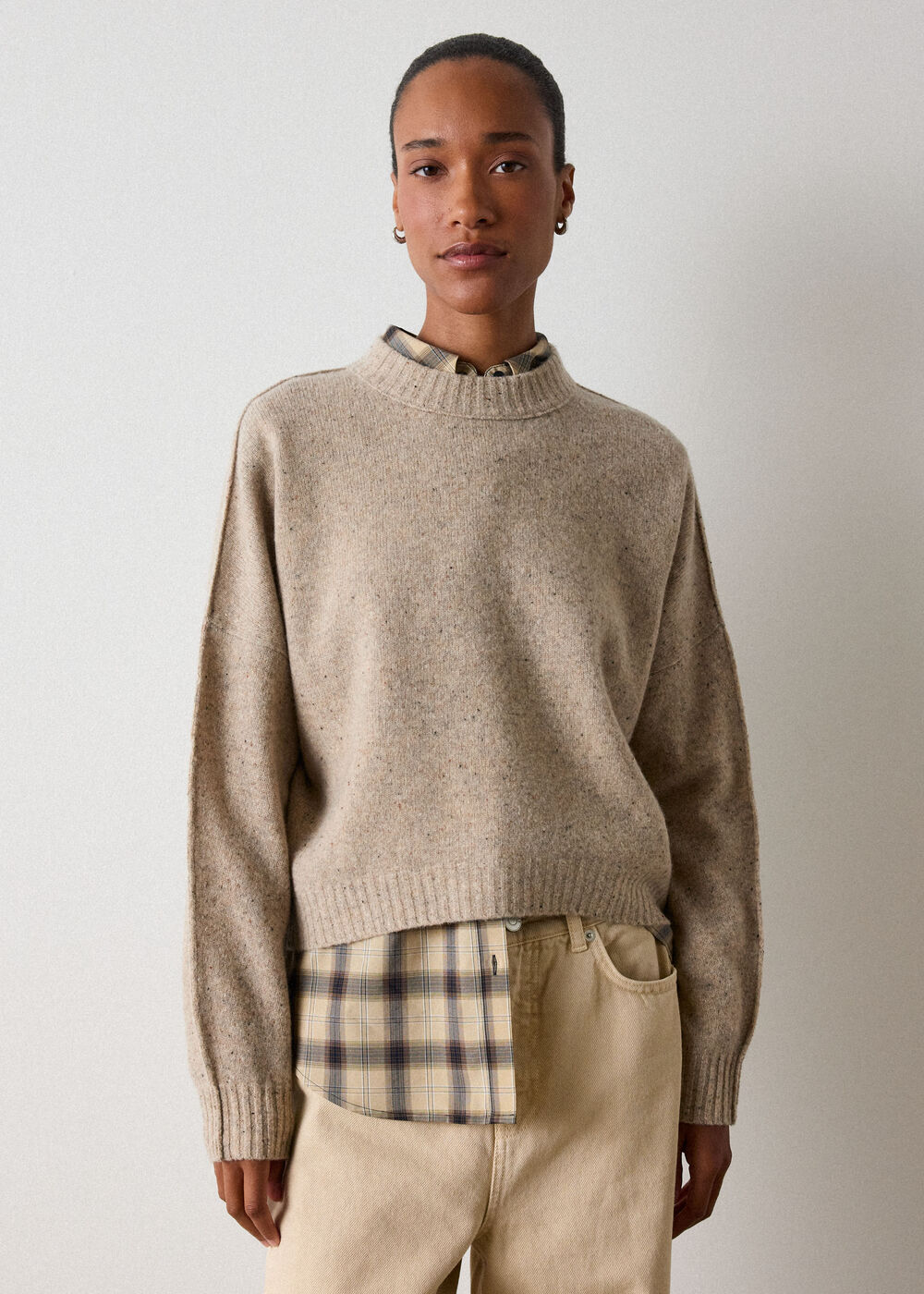 Wool Curved Hem Knit