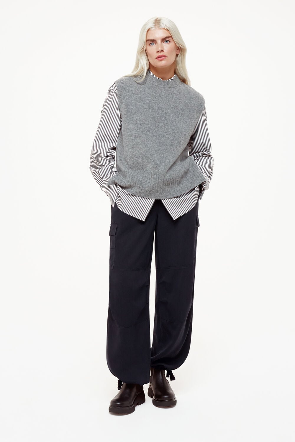 Navy Petite Grace Luxe Cargo Pant