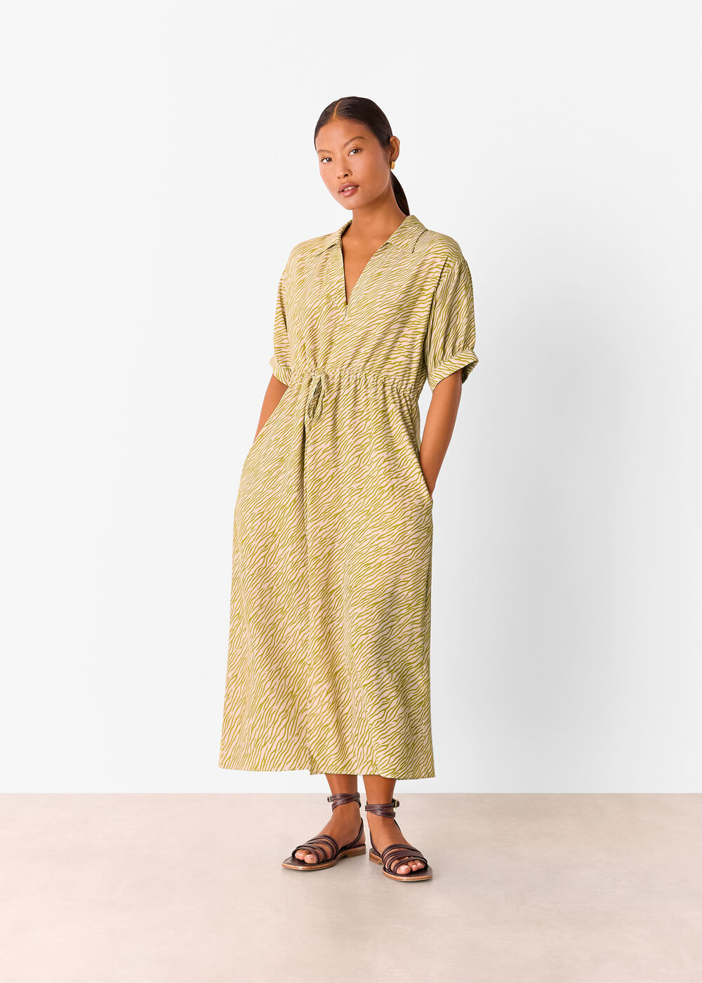 Petite Tiger Flame Midi Dress