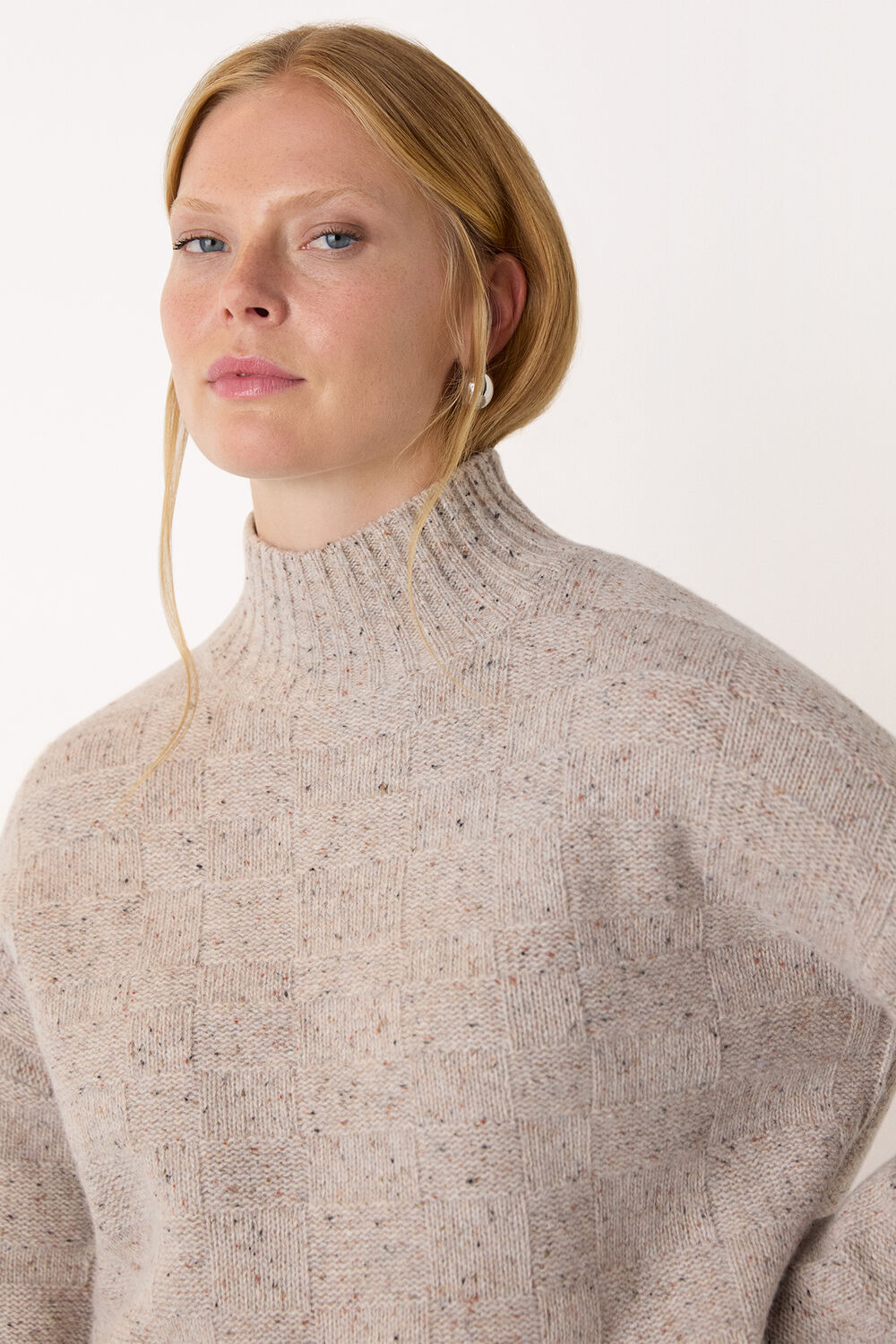 Wool Textured Check Knit