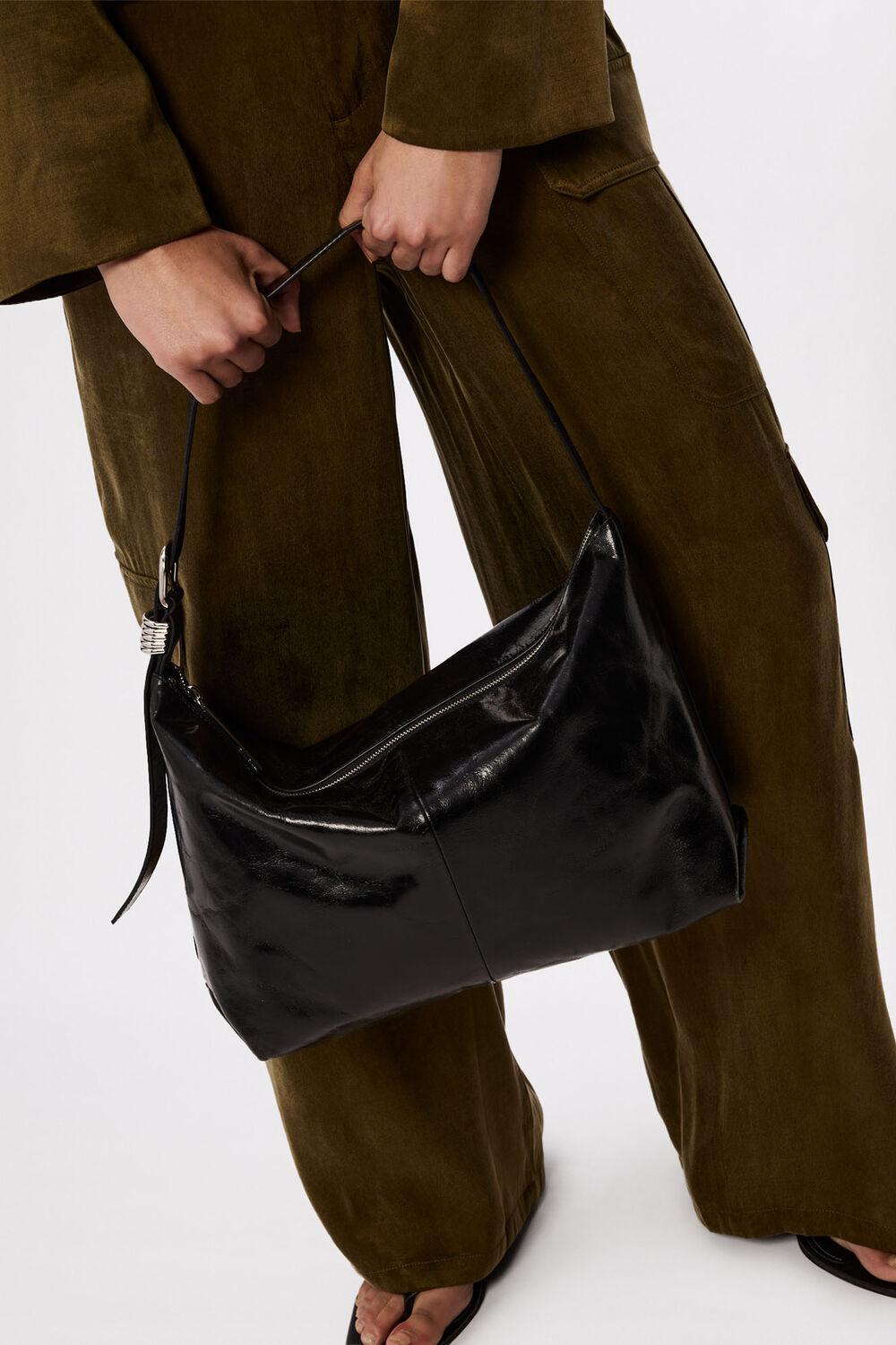 Black Ring Detail Shoulder Bag