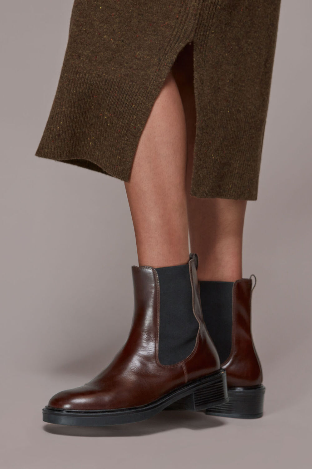 Rue Elasticated Chelsea Boot
