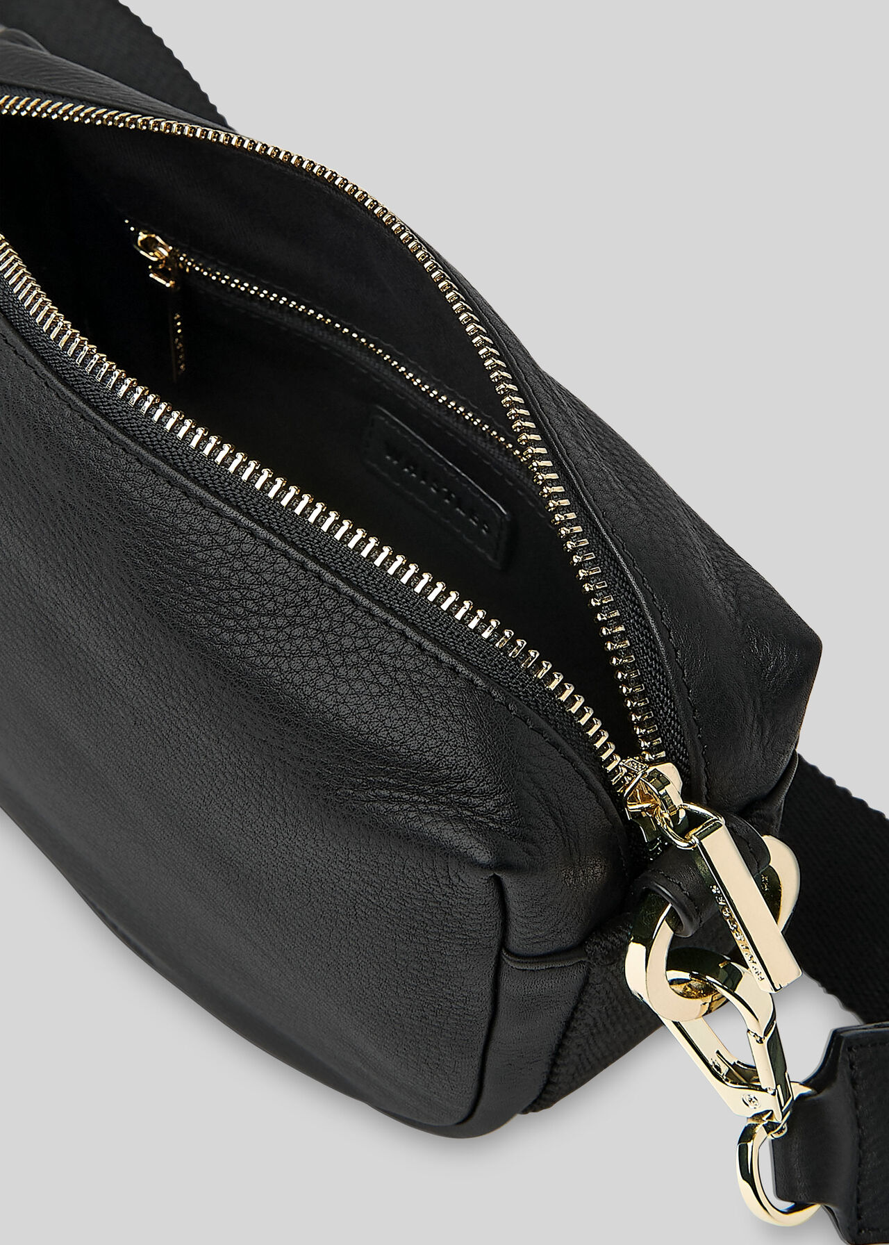 Earl Webbing Strap Satchel Black
