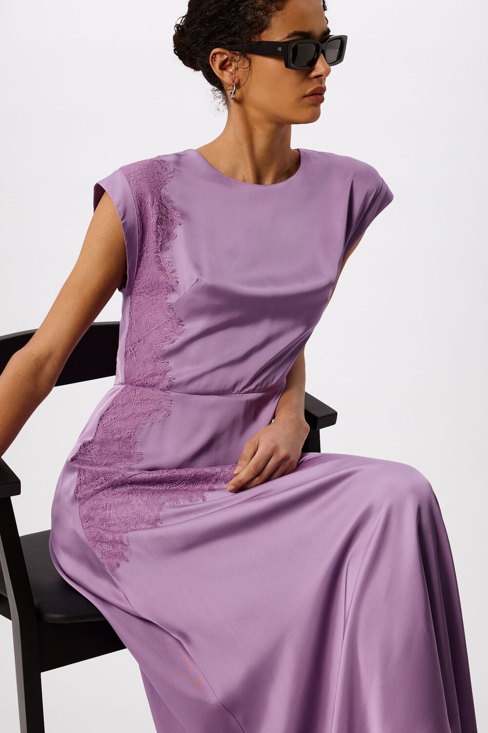 Lace Insert Asymmetric Dress