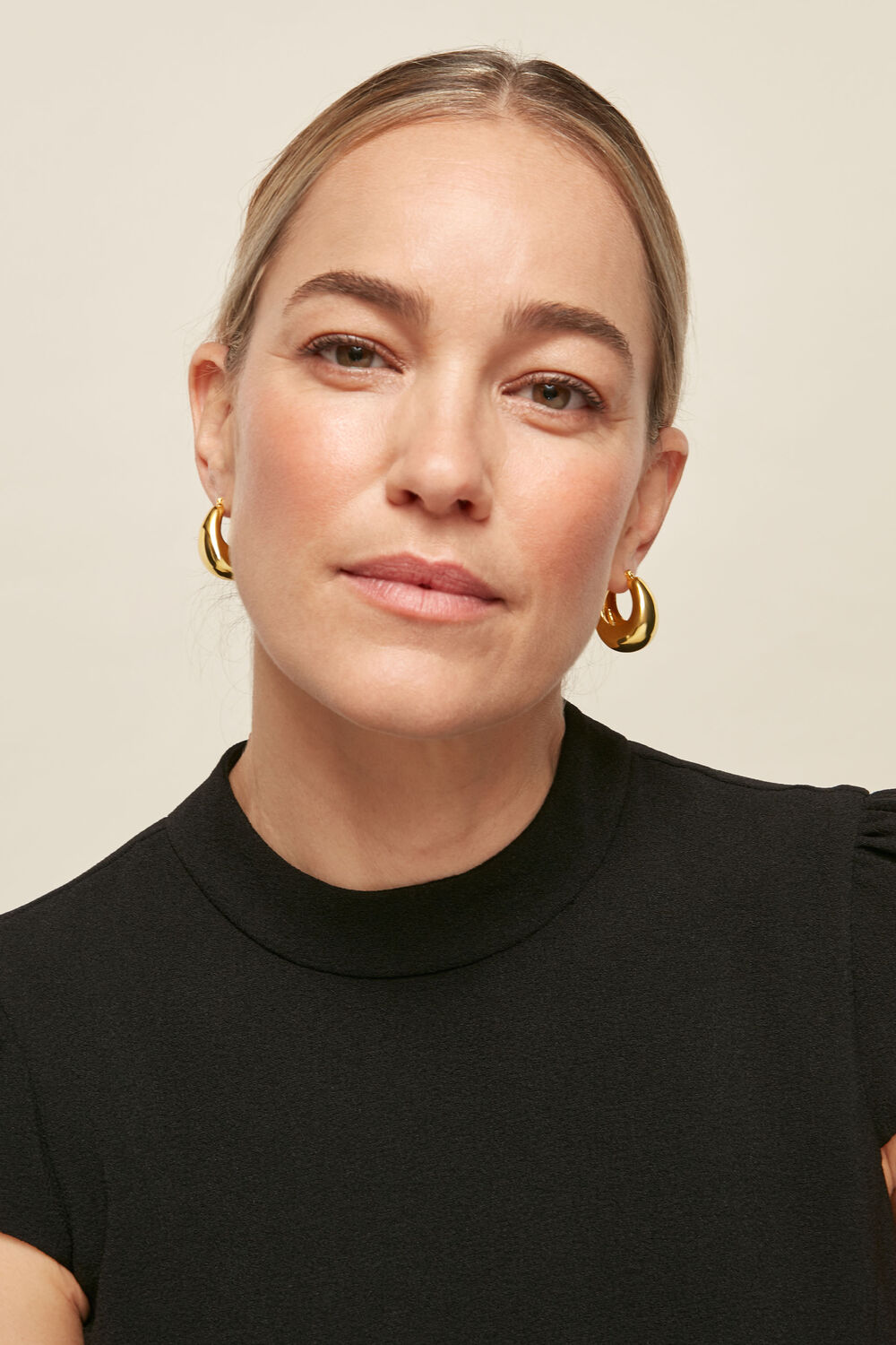 Curved Hoop Earring