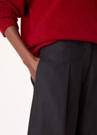 Pleat Front Barrel Trouser