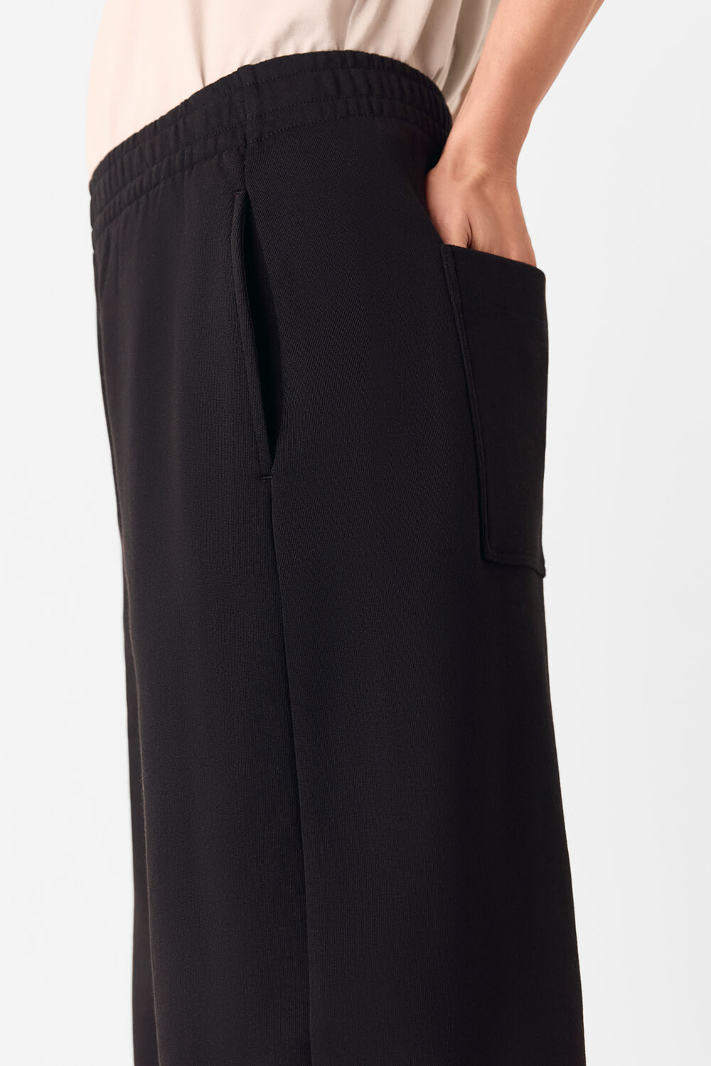Barrel Leg Jersey Jogger