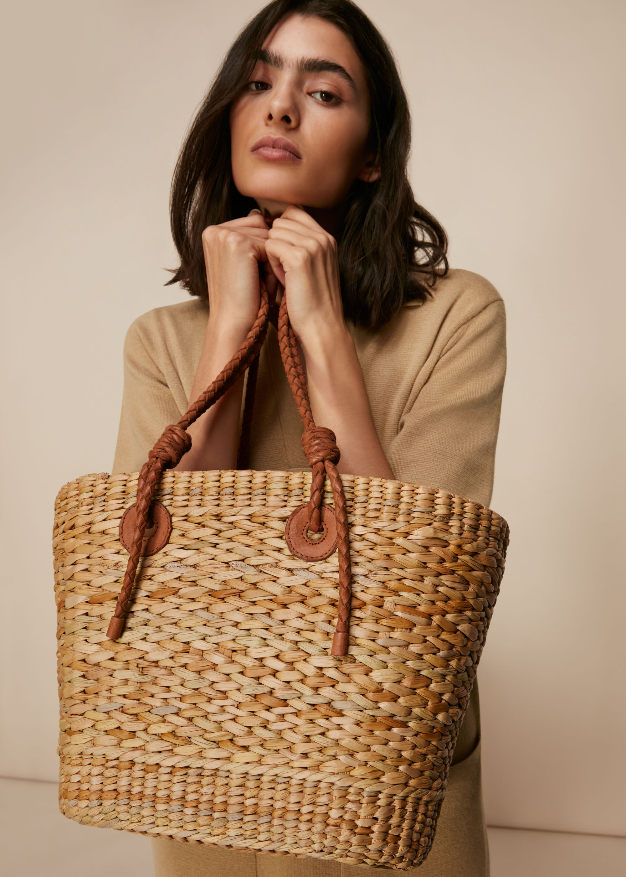 Neutral Lyon Straw Tote