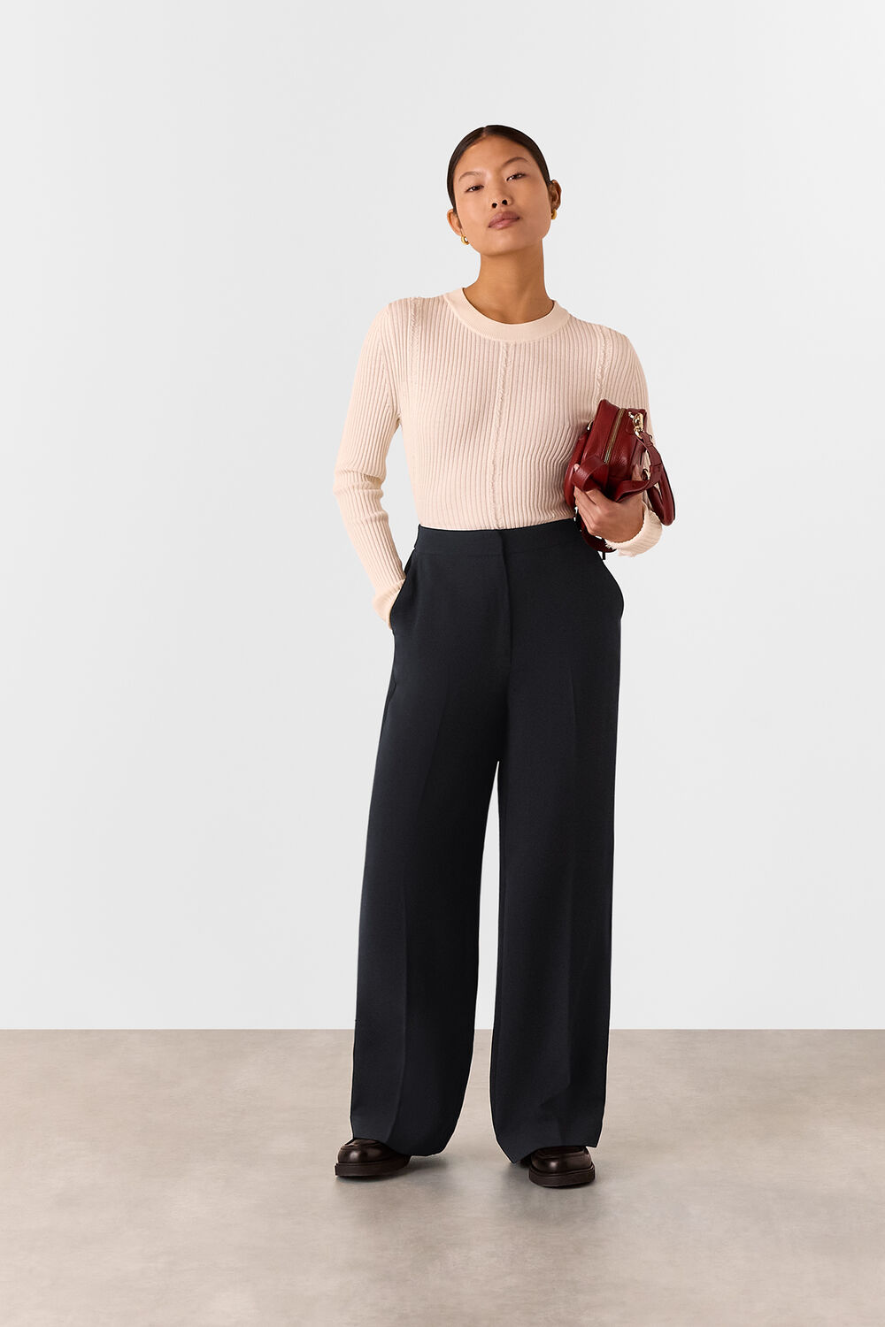 Black Petite Ultimate Crepe Trouser