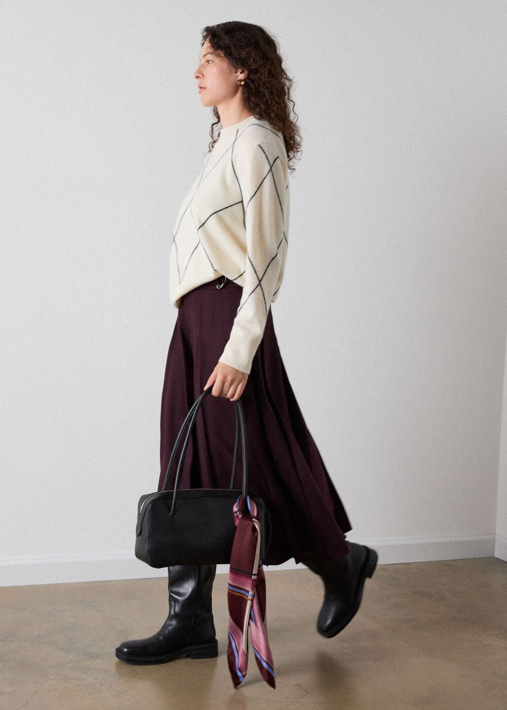 Wool Contrast Diamond Knit