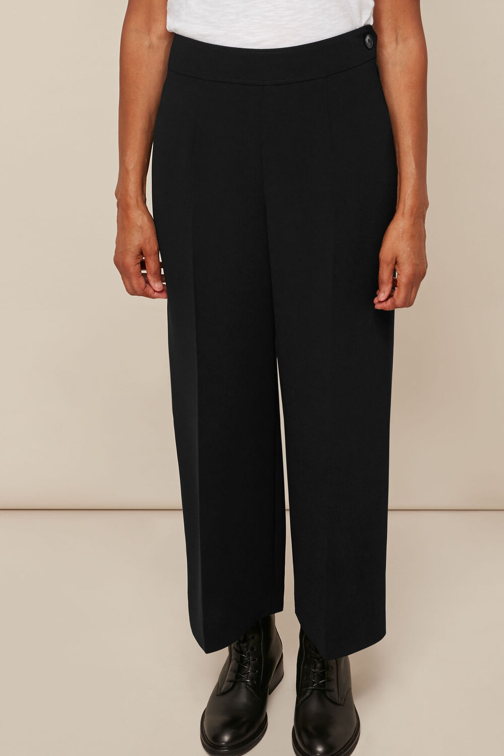 Wide Leg Crop Trouser
