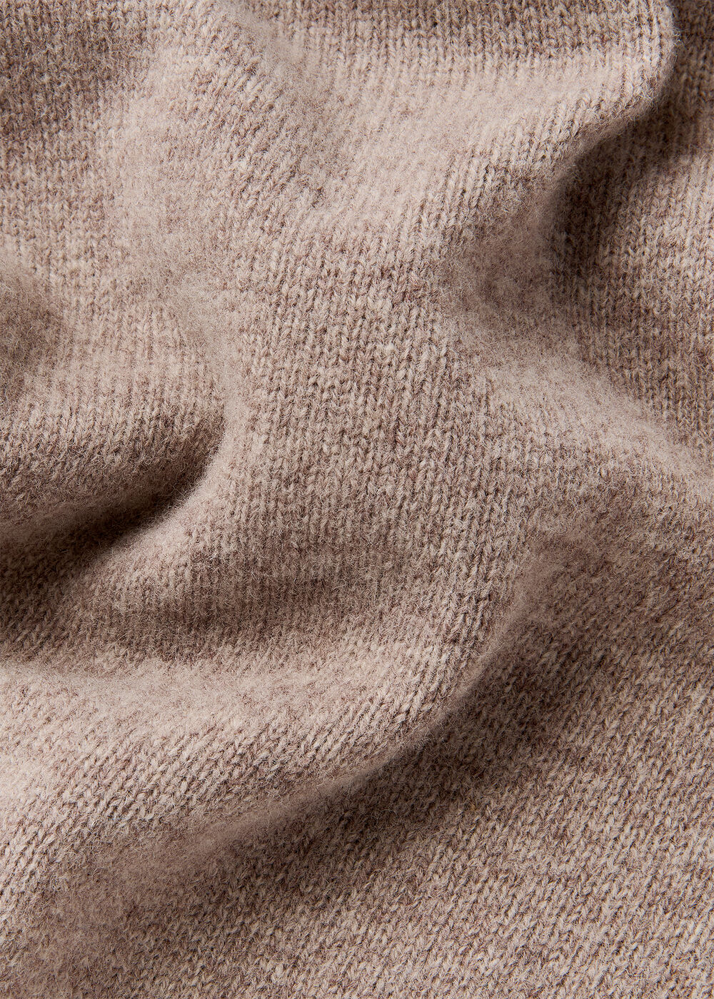 Wool Roll Curved Hem Knit