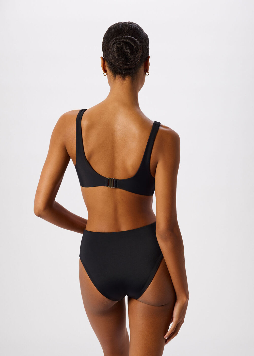 Twist Front Bikini Top