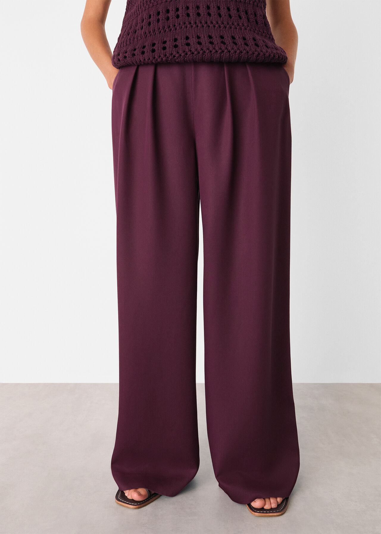 Pleat Front Relaxed Trouser