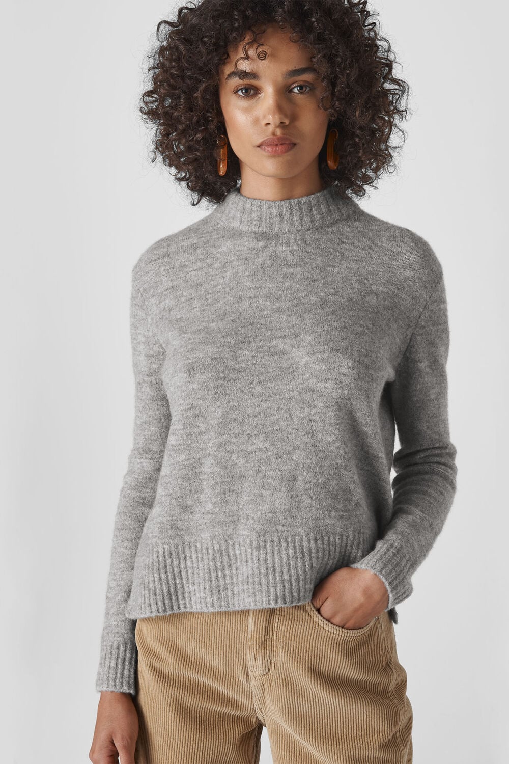Ribbed Neck Knit Grey