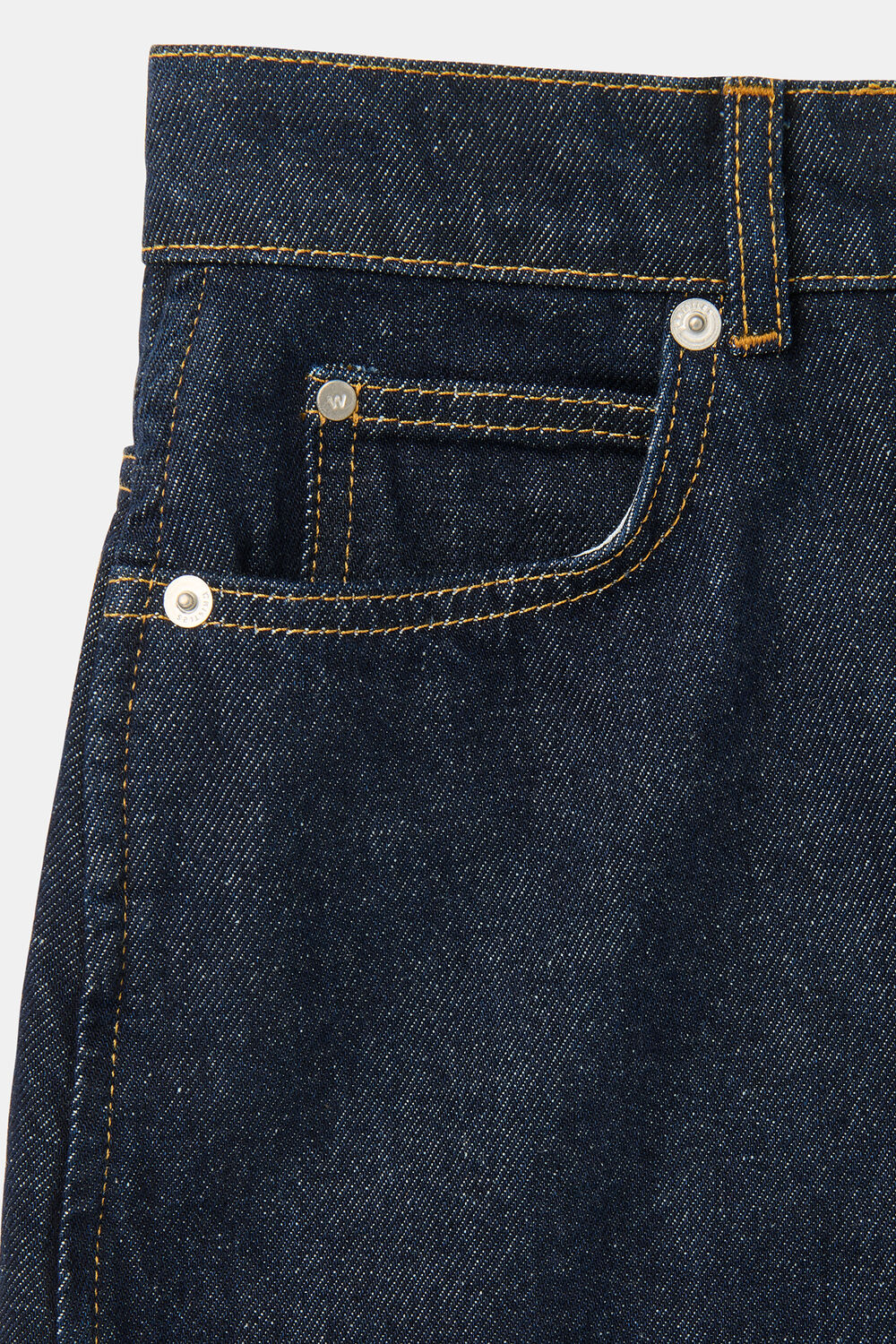 Authentic Barrel Leg Jean