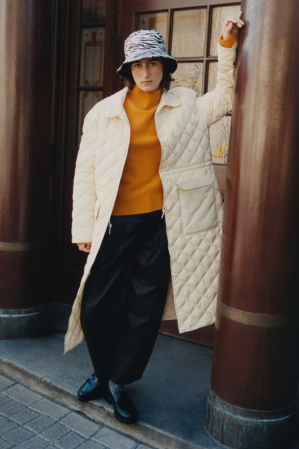 Wool Split Funnel Neck Jumper