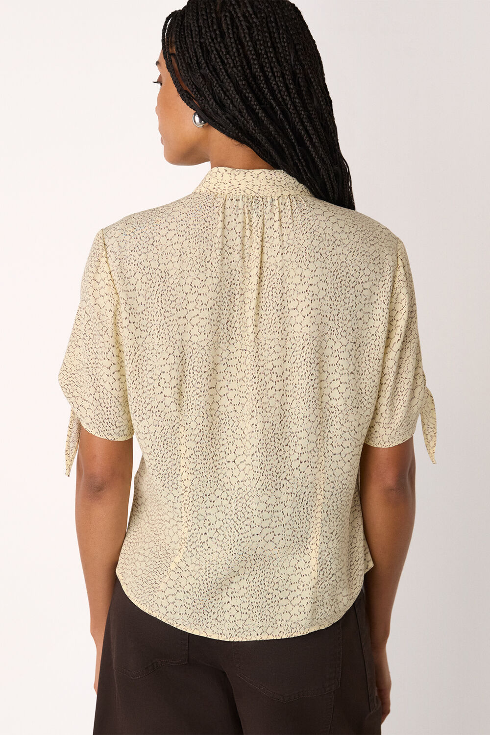Dashed Marks Tie Sleeve Shirt