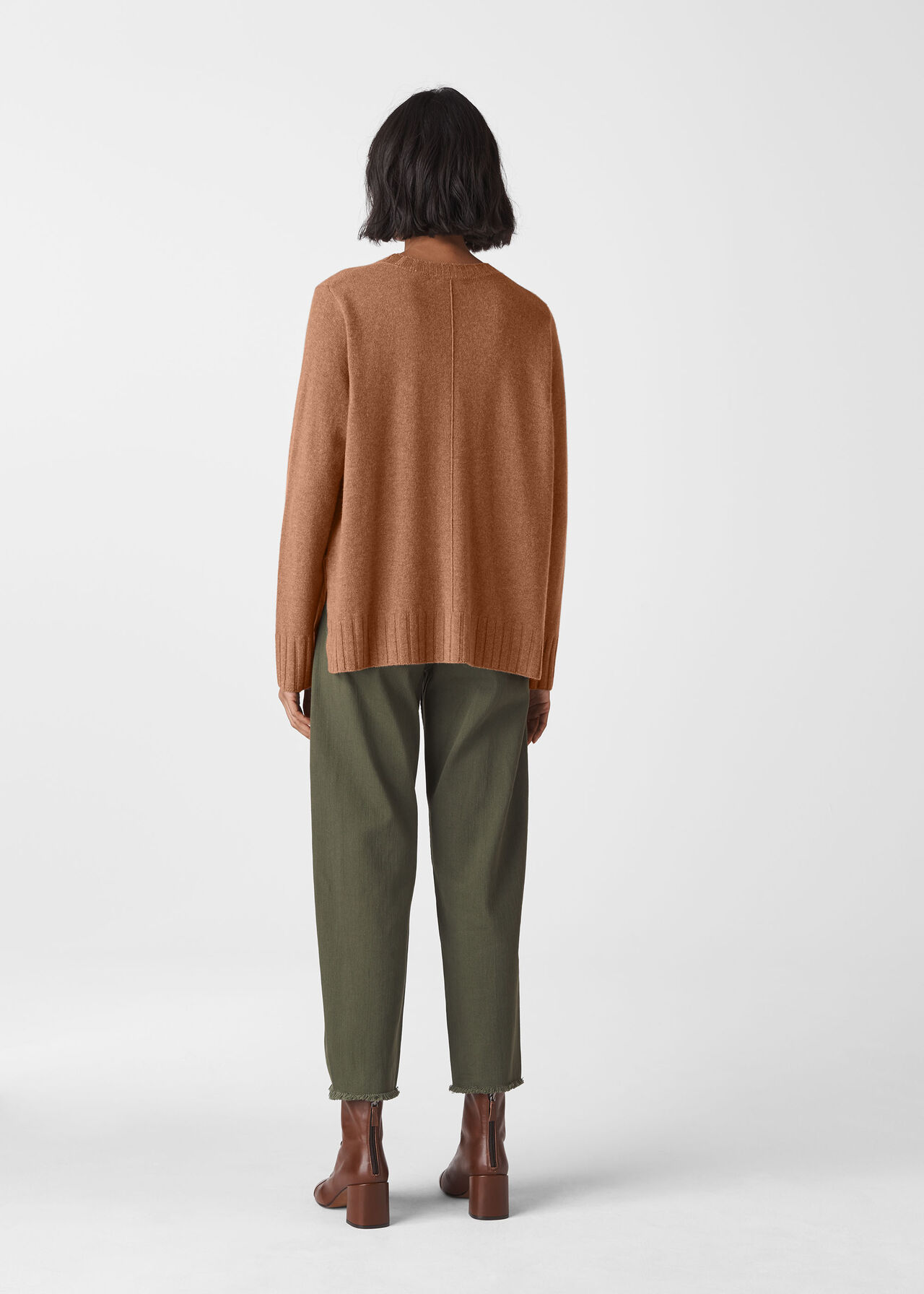 Cashmere Crew Neck Sweater Camel