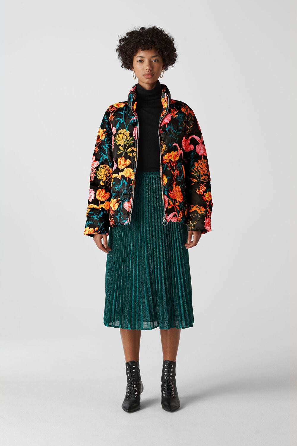 Floral Printed Puffer Multicolour