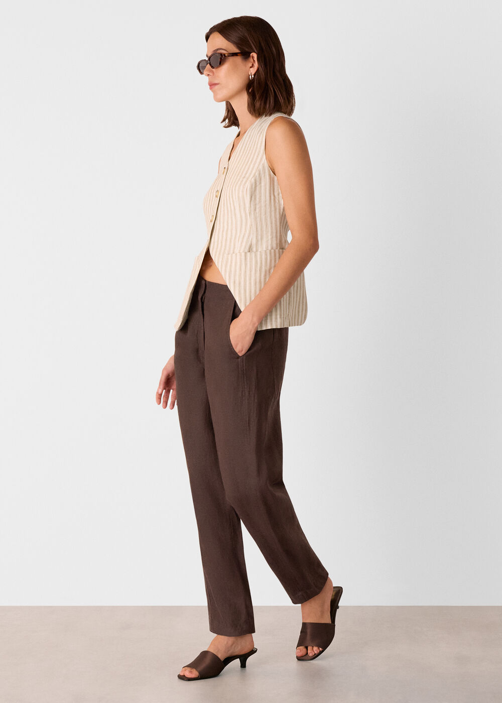 Linen Barrel Trouser