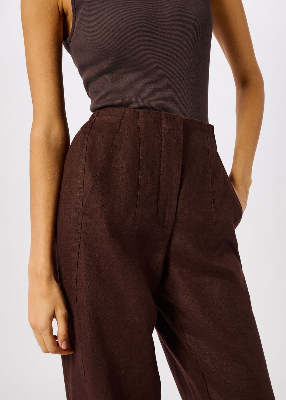 Linen Barrel Leg Trouser