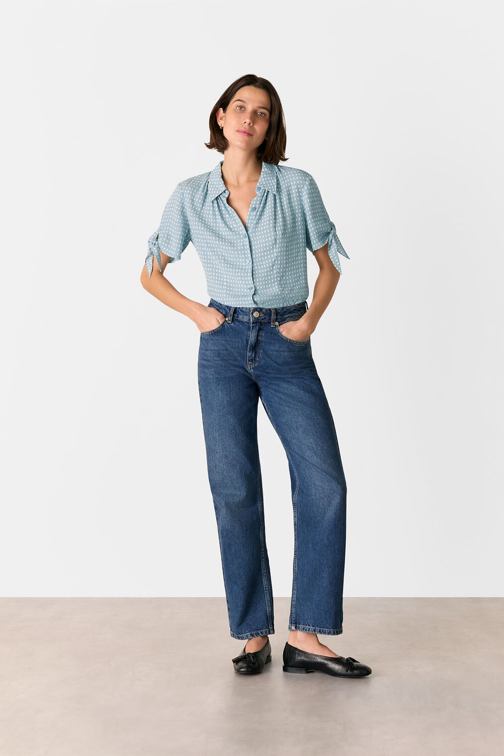 Oval Spot Tie Sleeve Shirt